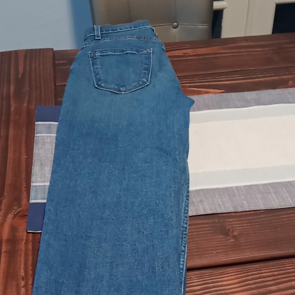 Vibrant M.I.U jeans - Picture 2 of 3